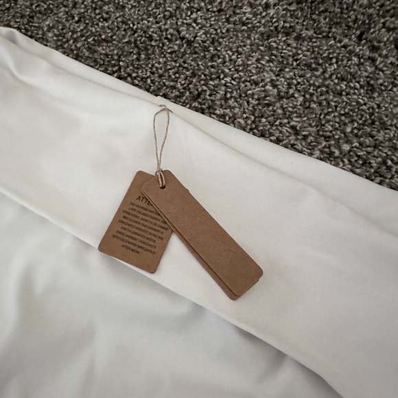 SKIMS skirt - Picture 5 of 5